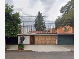 Casa en venta en Del Carmen, Coyoacán, Ciudad de México Casa en venta en Del Carmen, Coyoacán, Ciudad de México