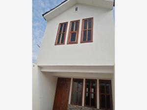 Casa en venta en El Manzanillal (Colonia Enrique Ramírez), Pátzcuaro, Michoacán de Ocampo Casa en venta en El Manzanillal (Colonia Enrique Ramírez), Pátzcuaro, Michoacán de Ocampo
