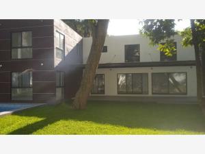 Casa en venta en Lomas de Cuernavaca, Temixco, Morelos Casa en venta en Lomas de Cuernavaca, Temixco, Morelos