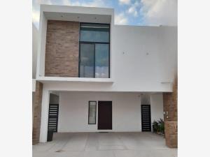 Casa en venta en Villas del Renacimiento, Torreón, Coahuila de Zaragoza Casa en venta en Villas del Renacimiento, Torreón, Coahuila de Zaragoza