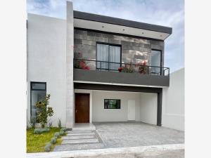 Casa en venta en Los Viñedos, Torreón, Coahuila de Zaragoza Casa en venta en Los Viñedos, Torreón, Coahuila de Zaragoza