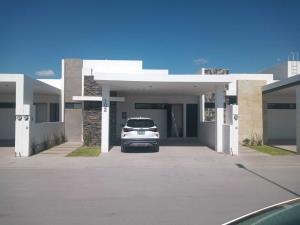 Casa en venta en Los Viñedos, Torreón, Coahuila de Zaragoza Casa en venta en Los Viñedos, Torreón, Coahuila de Zaragoza