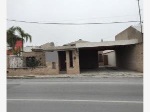 Casa en venta en Los Doctores, Saltillo, Coahuila de Zaragoza Casa en venta en Los Doctores, Saltillo, Coahuila de Zaragoza