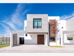 Casa en venta en La Toscana Residencial, Torreón, Coahuila de Zaragoza Casa en venta en La Toscana Residencial, Torreón, Coahuila de Zaragoza