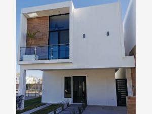 Casa en venta en Villas del Renacimiento, Torreón, Coahuila de Zaragoza Casa en venta en Villas del Renacimiento, Torreón, Coahuila de Zaragoza