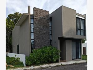 Casa en venta en Playa de Vacas, Medellín de Bravo, Veracruz de Ignacio de la Llave Casa en venta en Playa de Vacas, Medellín de Bravo, Veracruz de Ignacio de la Llave