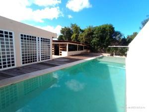 Finca-Rancho en venta en Leona Vicario, Puerto Morelos, Quintana Roo Finca-Rancho en venta en Leona Vicario, Puerto Morelos, Quintana Roo