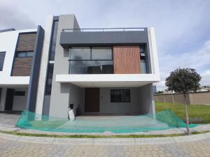 Casa en venta en Lomas de Angelópolis, San Andrés Cholula, Puebla Casa en venta en Lomas de Angelópolis, San Andrés Cholula, Puebla