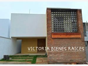 Casa en venta en Tlacotengo, Fortín, Veracruz de Ignacio de la Llave Casa en venta en Tlacotengo, Fortín, Veracruz de Ignacio de la Llave