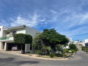 Casa en venta en Colinas de San Miguel, Culiacán, Sinaloa Casa en venta en Colinas de San Miguel, Culiacán, Sinaloa