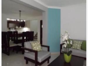 Casa en venta en Ciudad del Valle, Tepic, Nayarit Casa en venta en Ciudad del Valle, Tepic, Nayarit