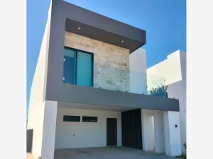 Casa en venta en La Barranca, Torreón, Coahuila de Zaragoza Casa en venta en La Barranca, Torreón, Coahuila de Zaragoza