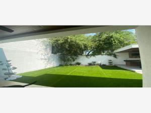 Casa en venta en El Vergel, Monterrey, Nuevo León Casa en venta en El Vergel, Monterrey, Nuevo León