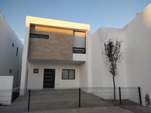 Casa en venta en Los Viñedos, Torreón, Coahuila de Zaragoza Casa en venta en Los Viñedos, Torreón, Coahuila de Zaragoza
