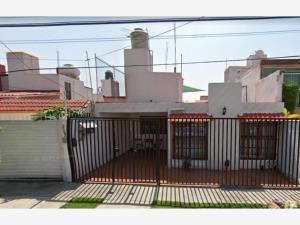 Casa en venta en Hacienda de Echegaray, Naucalpan de Juárez, México Casa en venta en Hacienda de Echegaray, Naucalpan de Juárez, México