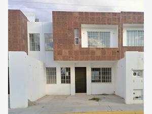 Casa en venta en Real de San Isidro, San Juan del Río, Querétaro Casa en venta en Real de San Isidro, San Juan del Río, Querétaro