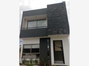Casa en venta en Campestre del Vergel (Norte), Morelia, Michoacán de Ocampo Casa en venta en Campestre del Vergel (Norte), Morelia, Michoacán de Ocampo
