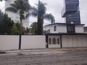 Casa en venta en Zavaleta (Zavaleta), Puebla, Puebla Casa en venta en Zavaleta (Zavaleta), Puebla, Puebla