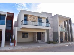 Casa en venta en Altabrisa Residencial, Mazatlán, Sinaloa Casa en venta en Altabrisa Residencial, Mazatlán, Sinaloa