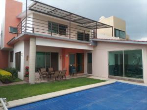 Casa en venta en Jose G Parres, Jiutepec, Morelos Casa en venta en Jose G Parres, Jiutepec, Morelos
