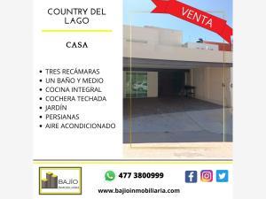 Casa en venta en Country del Lago, León, Guanajuato Casa en venta en Country del Lago, León, Guanajuato