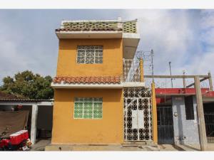 Casa en venta en Francisco Villa, Mazatlán, Sinaloa Casa en venta en Francisco Villa, Mazatlán, Sinaloa