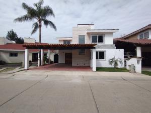 Casa en renta en La Hacienda de León Residencial y Golf, León, Guanajuato Casa en renta en La Hacienda de León Residencial y Golf, León, Guanajuato