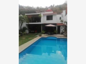 Casa en venta en Lomas de Atzingo, Cuernavaca, Morelos Casa en venta en Lomas de Atzingo, Cuernavaca, Morelos