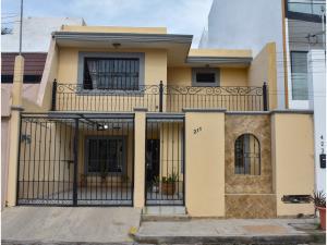 Casa en venta en Playas del Sur, Mazatlán, Sinaloa Casa en venta en Playas del Sur, Mazatlán, Sinaloa