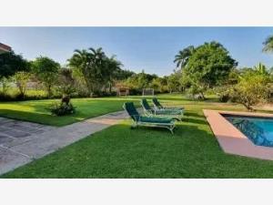 Casa en venta en Huertas del Llano, Jiutepec, Morelos Casa en venta en Huertas del Llano, Jiutepec, Morelos