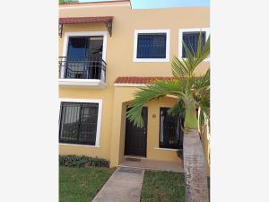 Casa en renta en Gran Santa Fe, Mérida, Yucatán Casa en renta en Gran Santa Fe, Mérida, Yucatán