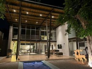Casa en renta en Bosques de Palmira, Cuernavaca, Morelos Casa en renta en Bosques de Palmira, Cuernavaca, Morelos