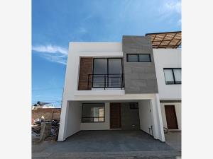 Casa en venta en San Juan Cuautlancingo, Cuautlancingo, Puebla Casa en venta en San Juan Cuautlancingo, Cuautlancingo, Puebla