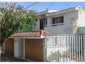 Casa en venta en Pinar de La Calma, Zapopan, Jalisco Casa en venta en Pinar de La Calma, Zapopan, Jalisco