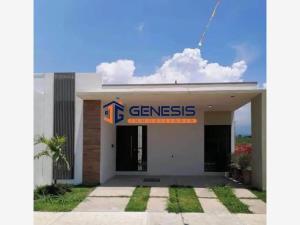 Casa en venta en Carlos de la Madrid, Villa de Álvarez, Colima Casa en venta en Carlos de la Madrid, Villa de Álvarez, Colima