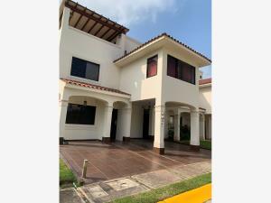 Casa en venta en San José Novillero, Boca del Río, Veracruz de Ignacio de la Llave Casa en venta en San José Novillero, Boca del Río, Veracruz de Ignacio de la Llave