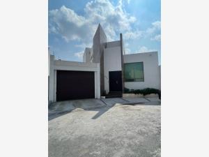 Casa en venta en Santa Fe, Saltillo, Coahuila de Zaragoza Casa en venta en Santa Fe, Saltillo, Coahuila de Zaragoza