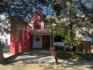 Casa en venta en Condado de Sayavedra, Atizapán de Zaragoza, México Casa en venta en Condado de Sayavedra, Atizapán de Zaragoza, México