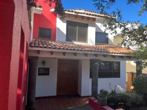 Casa en venta en Condado de Sayavedra, Atizapán de Zaragoza, México Casa en venta en Condado de Sayavedra, Atizapán de Zaragoza, México