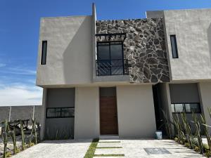Casa en venta en La Cueva, Corregidora, Querétaro Casa en venta en La Cueva, Corregidora, Querétaro