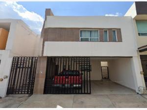 Casa en remate en Cumbres Elite Premier Privada Apeninos, Monterrey, Nuevo León Casa en remate en Cumbres Elite Premier Privada Apeninos, Monterrey, Nuevo León