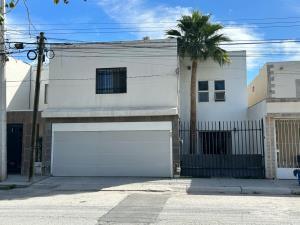 Casa en venta en Los Viñedos, Torreón, Coahuila de Zaragoza Casa en venta en Los Viñedos, Torreón, Coahuila de Zaragoza