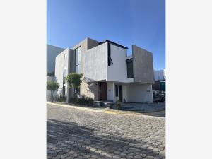 Casa en venta en Lomas de Angelópolis, San Andrés Cholula, Puebla Casa en venta en Lomas de Angelópolis, San Andrés Cholula, Puebla