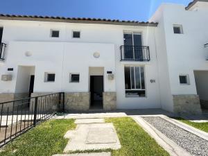 Casa en venta en Valle de los Almendros, Torreón, Coahuila de Zaragoza Casa en venta en Valle de los Almendros, Torreón, Coahuila de Zaragoza