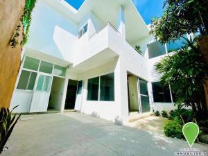Casa en venta en Lomas de Cortes, Cuernavaca, Morelos Casa en venta en Lomas de Cortes, Cuernavaca, Morelos