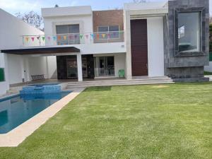 Casa en venta en Lomas de Cocoyoc, Atlatlahucan, Morelos Casa en venta en Lomas de Cocoyoc, Atlatlahucan, Morelos