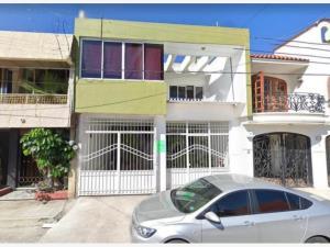 Casa en venta en Estadios, Tepic, Nayarit Casa en venta en Estadios, Tepic, Nayarit