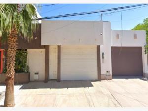 Casa en venta en Torreon Jardin, Torreón, Coahuila de Zaragoza Casa en venta en Torreon Jardin, Torreón, Coahuila de Zaragoza