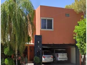 Casa en venta en Residencial Campestre la Rosita, Torreón, Coahuila de Zaragoza Casa en venta en Residencial Campestre la Rosita, Torreón, Coahuila de Zaragoza