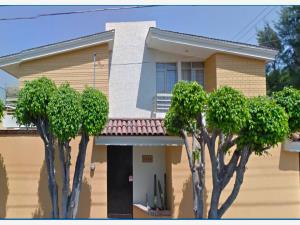 Casa en venta en La Calma, Zapopan, Jalisco Casa en venta en La Calma, Zapopan, Jalisco